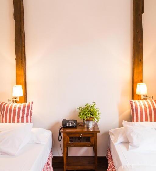 غرفة قياسية, El Cocheron 1919