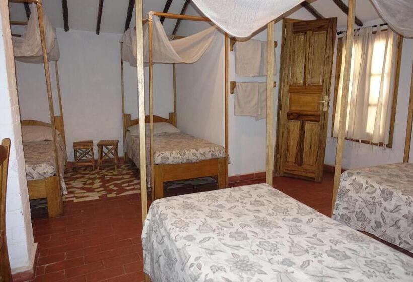 اتاق خانوادگی, Keur Marrakis