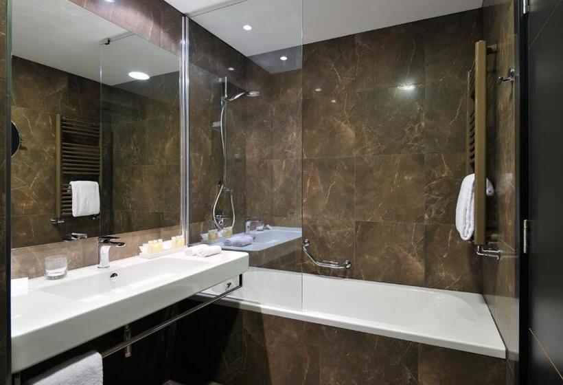 اتاق استاندارد, Radisson Blu Plaza Hotel Ljubljana