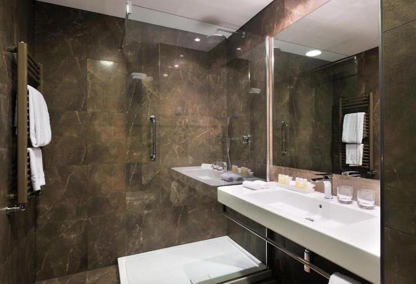 اتاق استاندارد, Radisson Blu Plaza Hotel Ljubljana