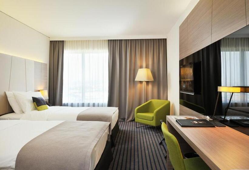 اتاق استاندارد, Radisson Blu Plaza Hotel Ljubljana