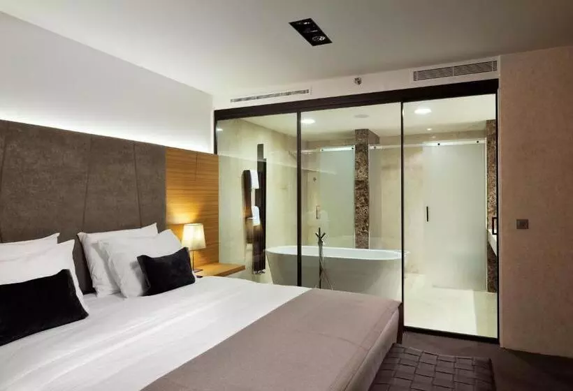 سوییت, Radisson Blu Plaza Hotel Ljubljana