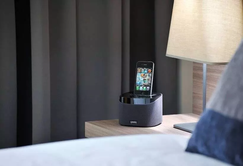 سوییت جونیور, Radisson Blu Plaza Hotel Ljubljana