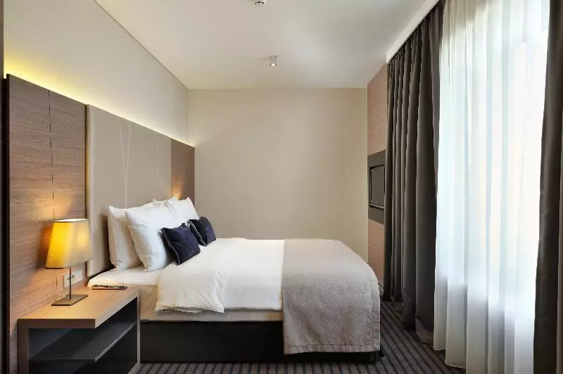 سوییت جونیور, Radisson Blu Plaza Hotel Ljubljana