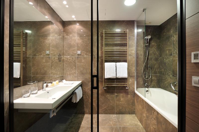 سوییت جونیور, Radisson Blu Plaza Hotel Ljubljana