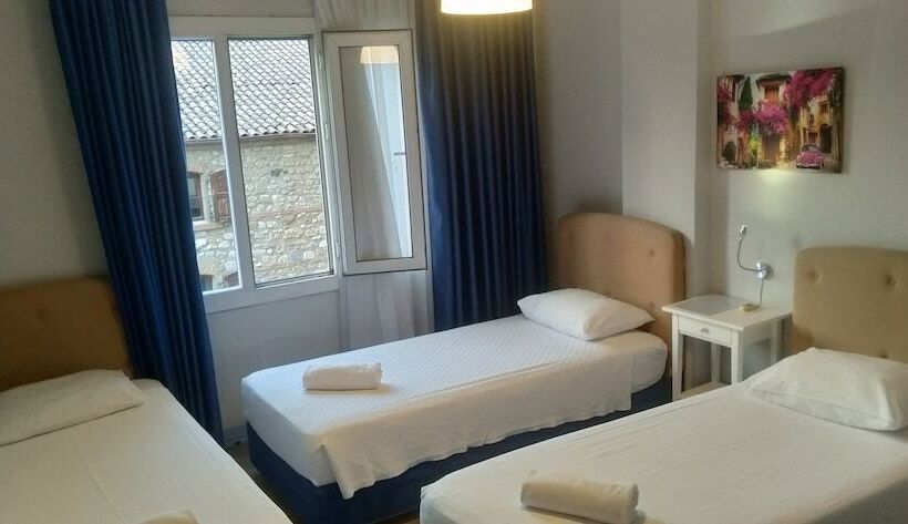 Номер Стандарт Трехместный, Urkmez