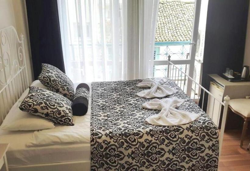 Номер Комфорт, Urkmez