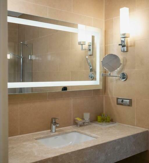 اتاق اجرایی با چشمانداز دریا, Windsor Hotel & Convention Center Istanbul