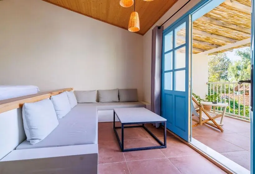 اتاق سوپریور, Yonca Lodge