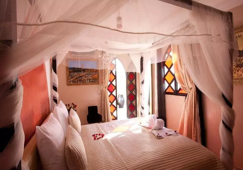 سوییت سوپریور, Riad Le Rubis