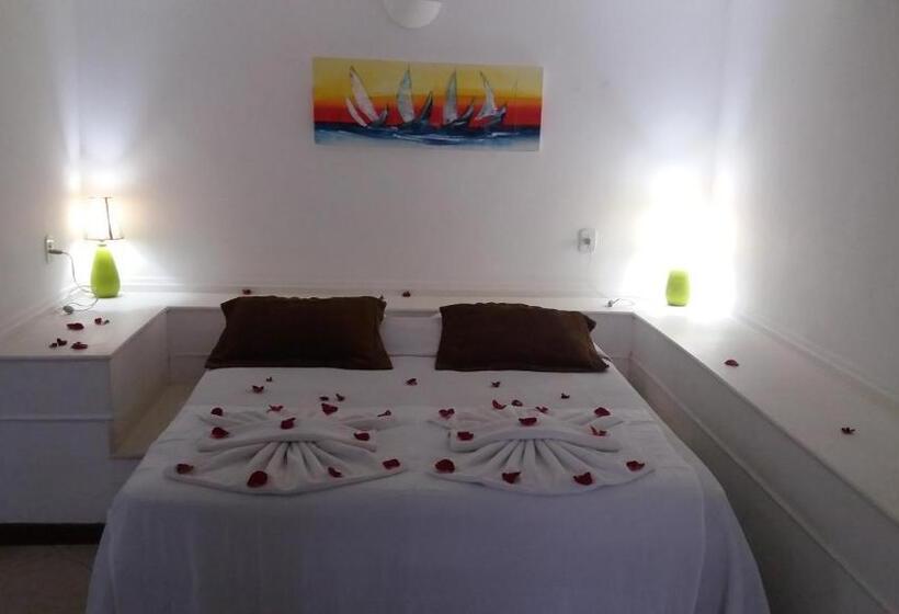 חדר משפחתי, Solaris D Búzios