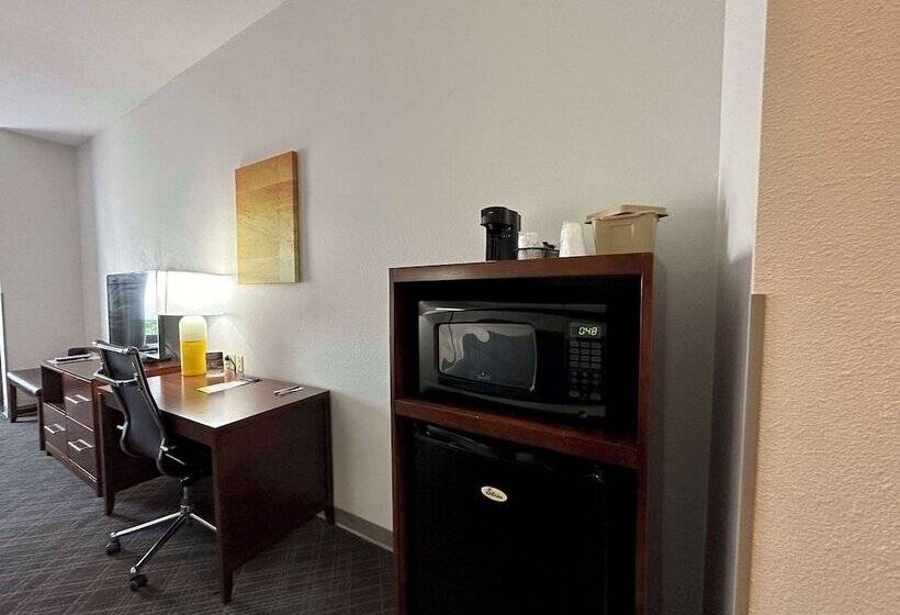 جناح, Comfort Suites Jacksoncape Girardeau