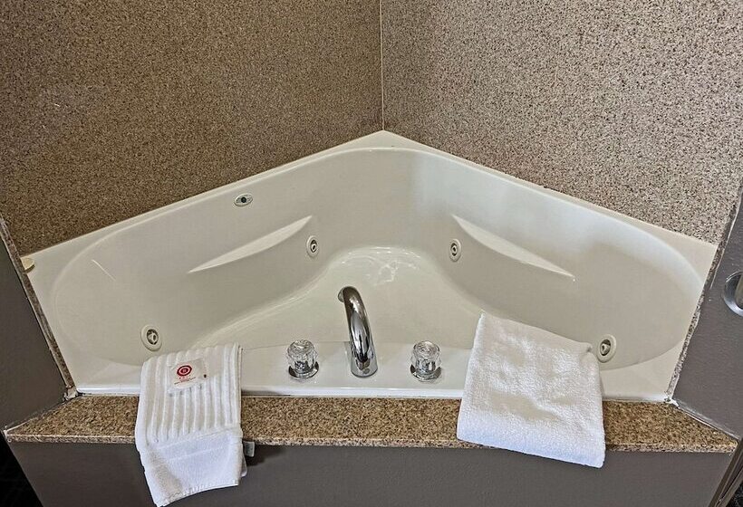 جناح, Comfort Suites Jacksoncape Girardeau