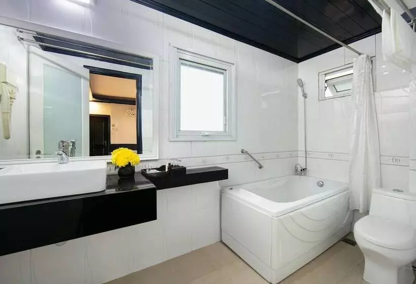 اتاق خانوادگی, Solo Hanoi Hostel