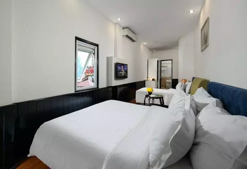 اتاق خانوادگی, Solo Hanoi Hostel