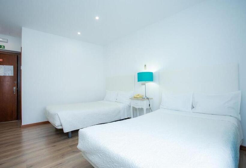 غرفة عائلية, Domus