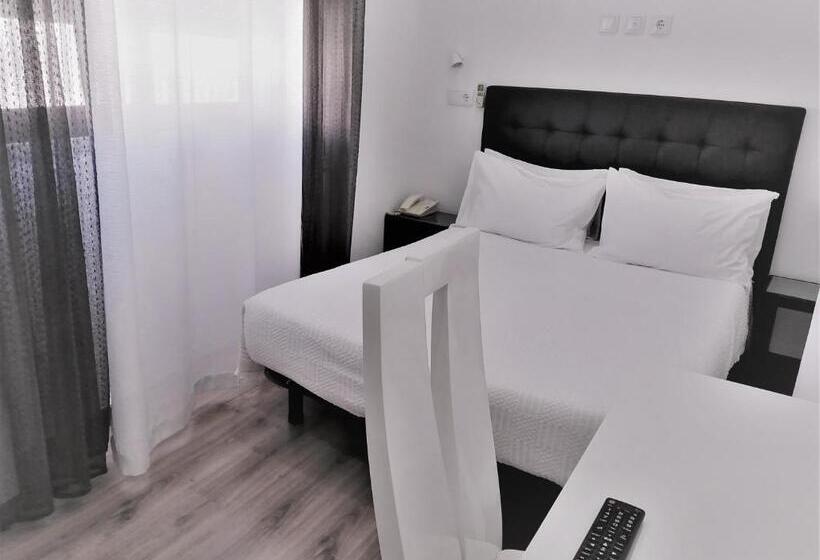 غرفة قياسية فردية, Domus