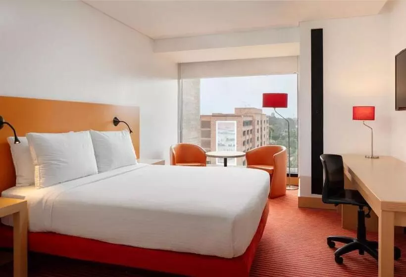 スタンダードルーム, Fairfield By Marriott Bogota Embajada