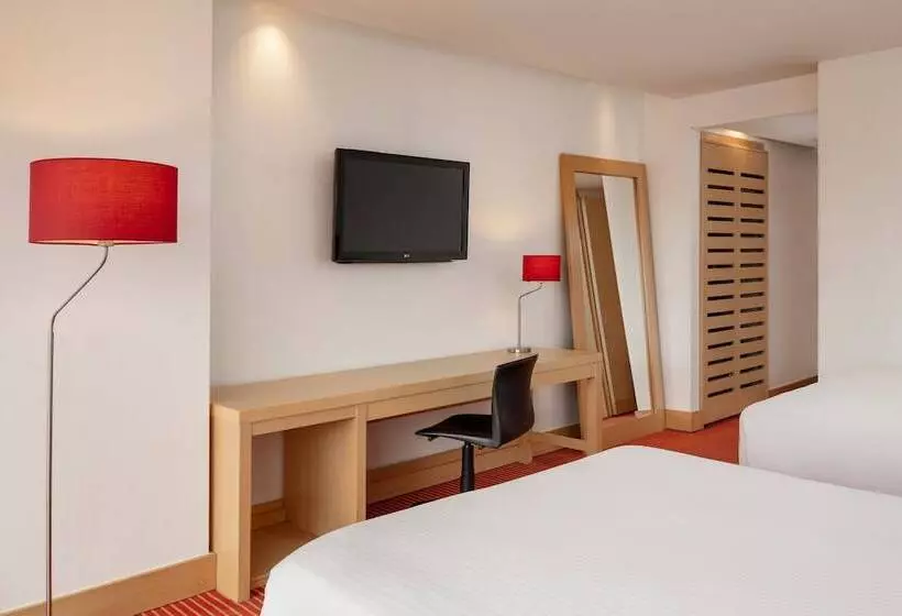 ２ダブルベッドのスタンダードルーム, Fairfield By Marriott Bogota Embajada