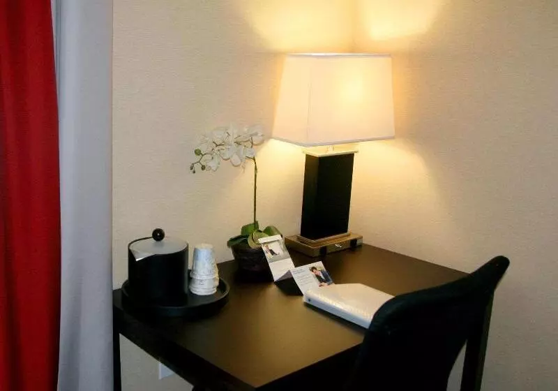 اتاق استاندارد با تخت بزرگ, Hampton Inn & Suites Salt Lake City University/foothill Dr