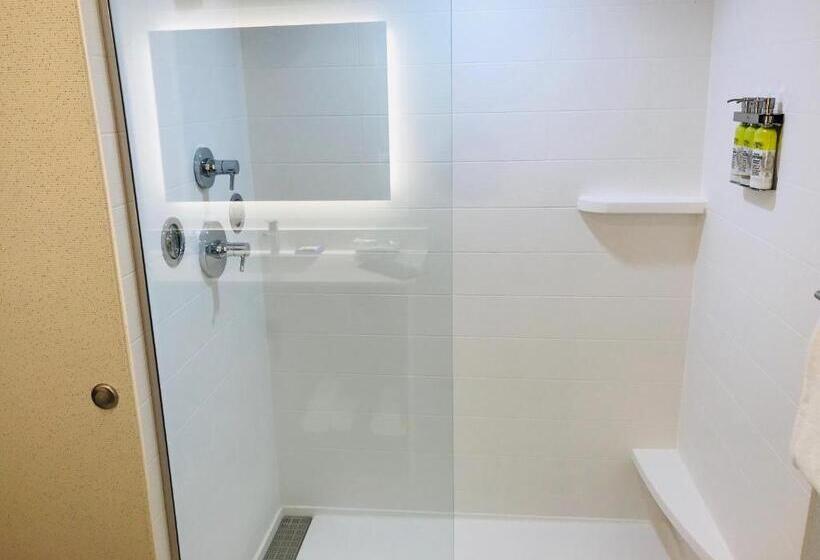 标准间, Holiday Inn Express Fishkill, An Ihg