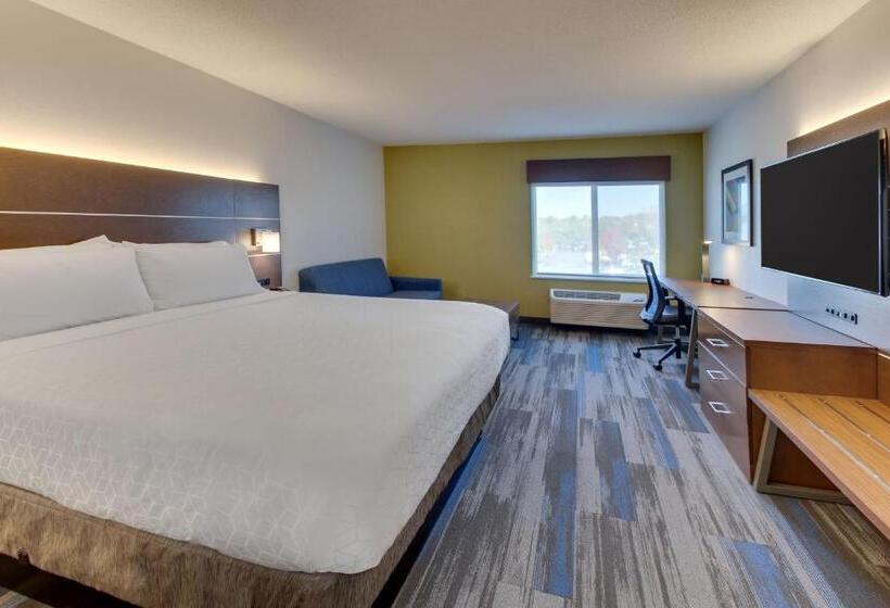 带大床的行政房间, Holiday Inn Express Fishkill, An Ihg