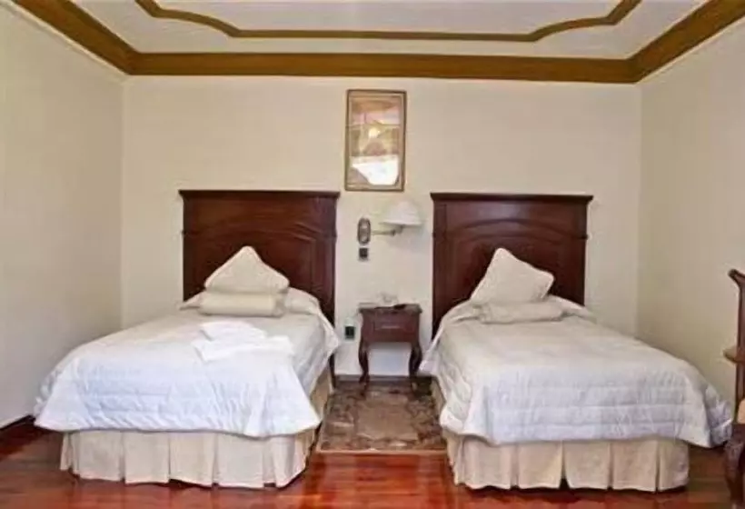 اتاق استاندارد, San Marino Royal