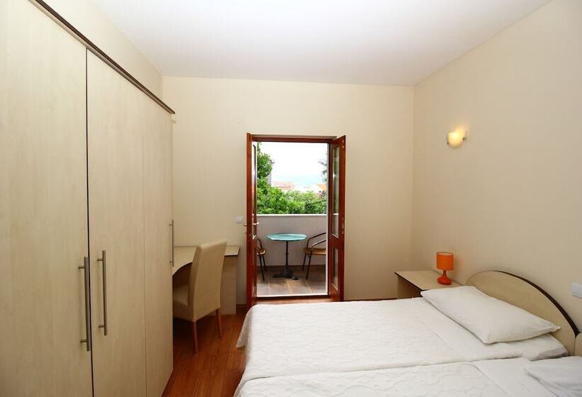 آپارتمان 1 خوابه با بالکن, Apartmani Dub