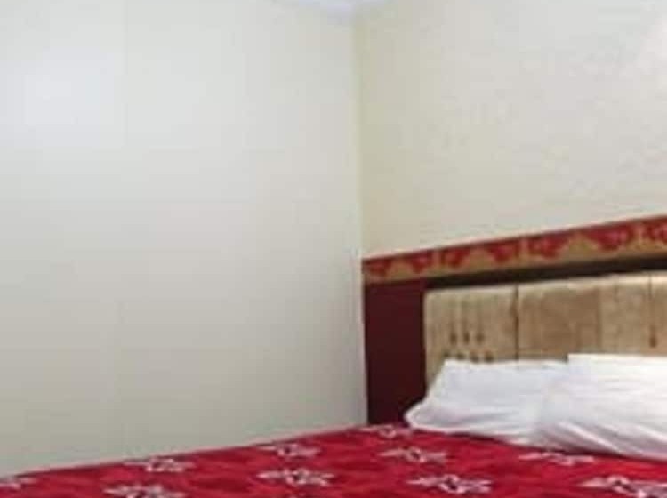اتاق استاندارد یک تخته با سرویس بهداشتی مشترک, Arabian Nights Hostel