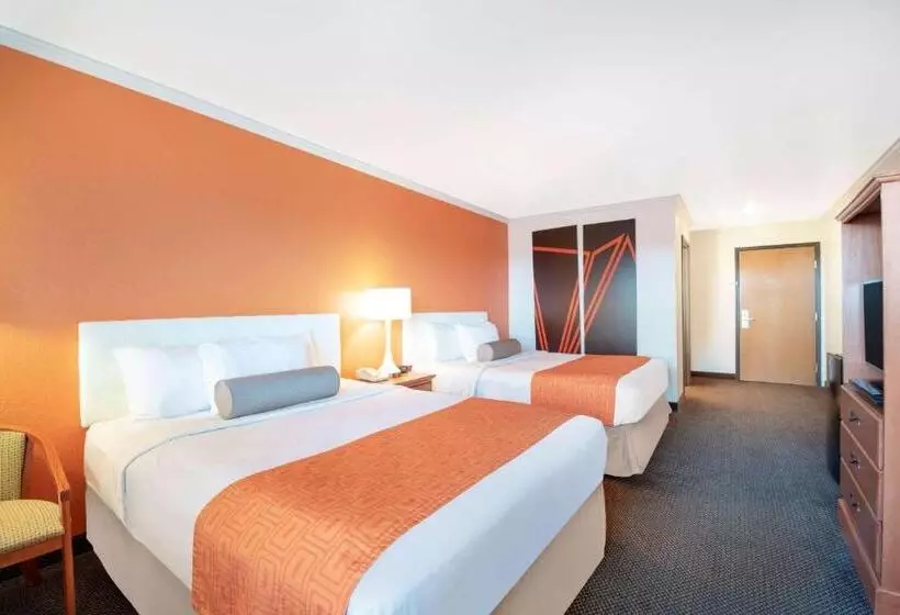 スタンダードルーム, Howard Johnson By Wyndham Oacoma Hotel & Suites