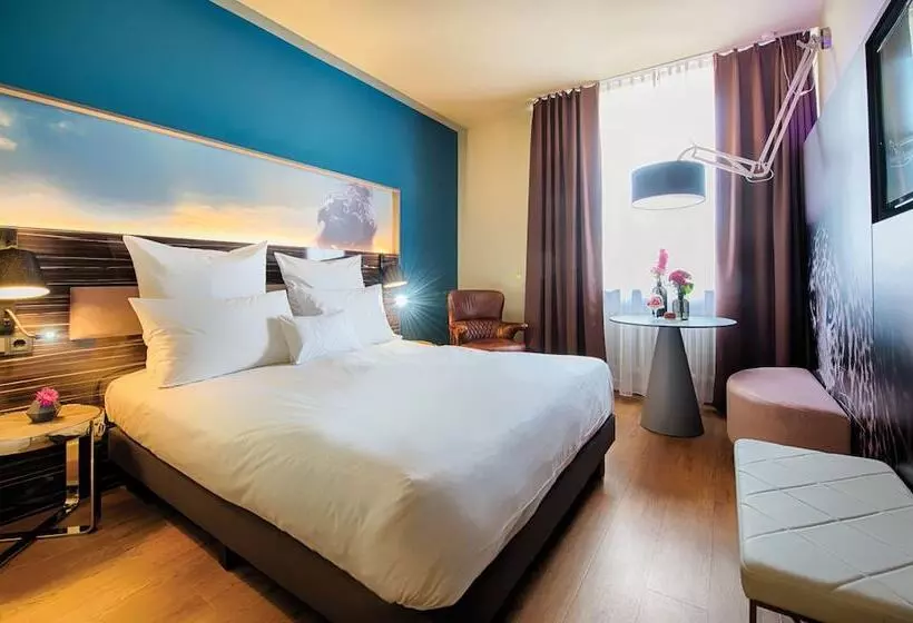 エコノミールーム, Nyx Hotel Mannheim By Leonardo Hotels