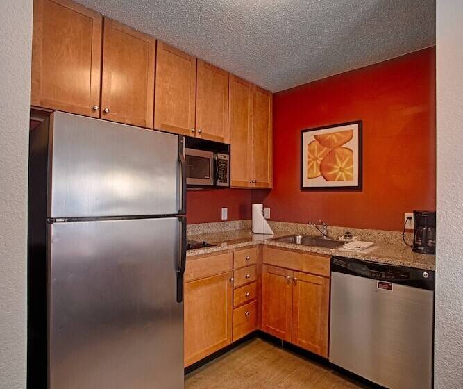 침실 2개 스위트, Residence Inn Neptune At Gateway Center