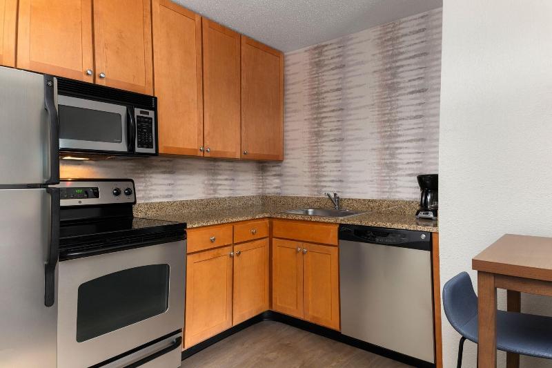 스탠다드 스튜디오 킹침대, Residence Inn Neptune At Gateway Center