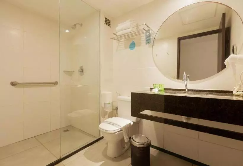 اتاق لوکس با چشم‌انداز دریا, Ritz Suites Grand Hotel Boutique