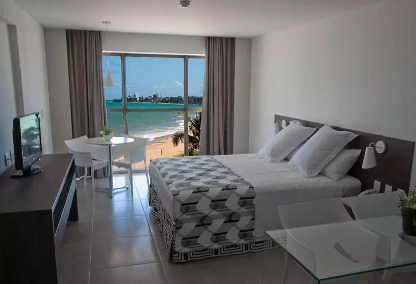 اتاق لوکس سه تخته با چشم‌انداز, Ritz Suites Grand Hotel Boutique