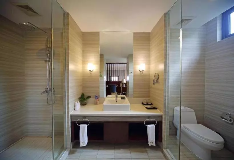 Standard-huone Queen-vuode, Serenity Marina