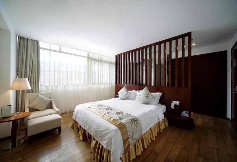 חדר סטנדרט עם מיטת קווין, Serenity Marina