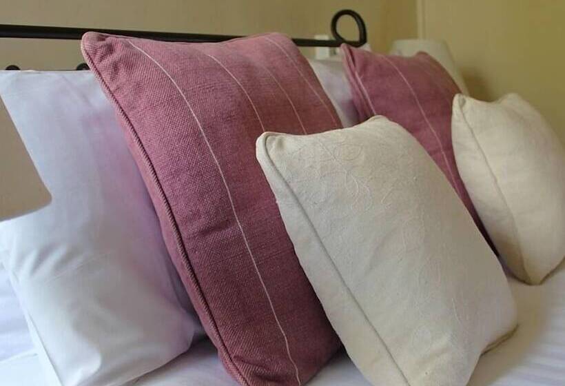 Номер Стандарт, Royal Oak Inn