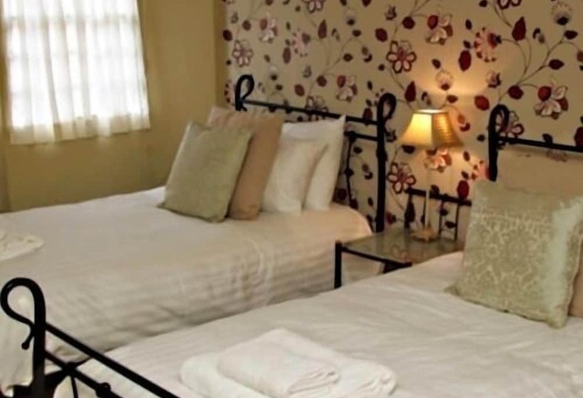 Номер Стандарт, Royal Oak Inn