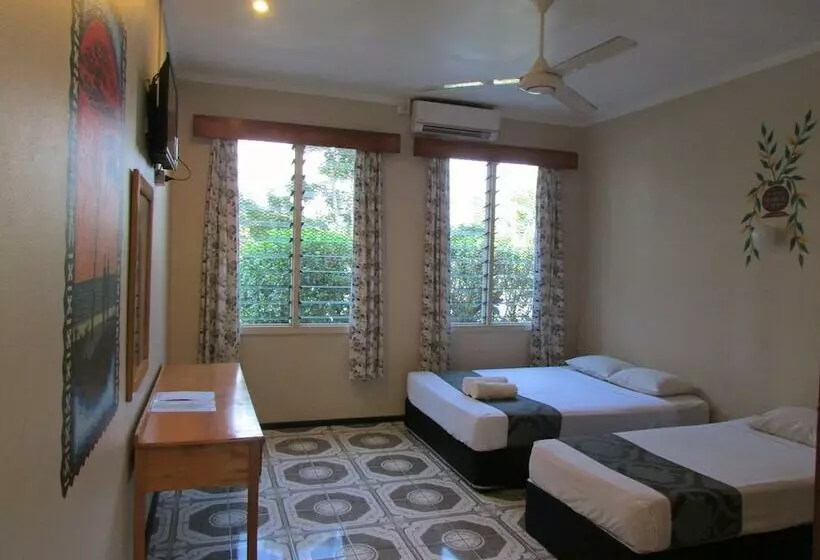 اتاق لوکس, Wailoaloa Beach Resort Fiji
