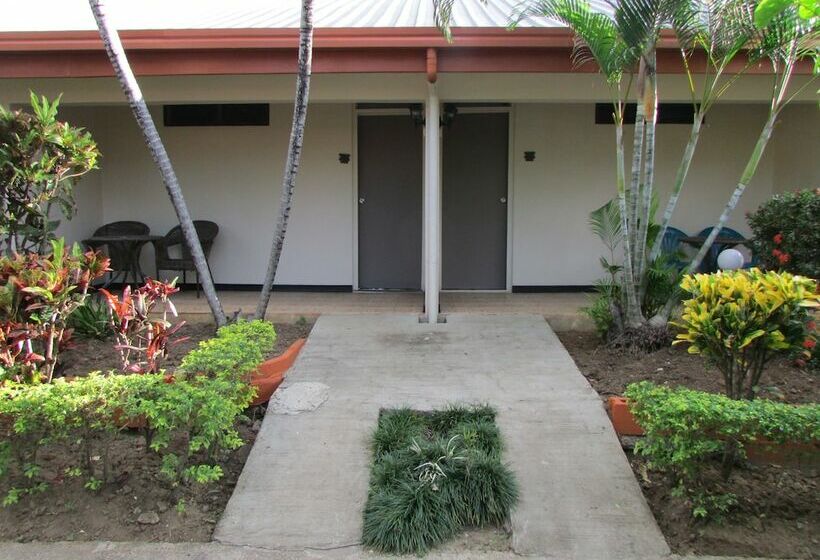 Deluxe Szoba, Wailoaloa Beach Resort Fiji