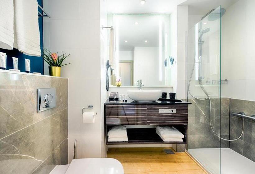 Номер Комфорт, Nyx Hotel Mannheim By Leonardo Hotels