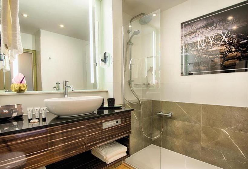 חדר קומפורט לשלושה, Nyx Hotel Mannheim By Leonardo Hotels