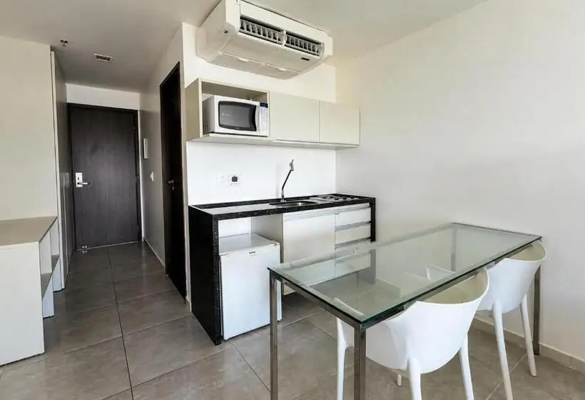 اتاق لوکس با چشم‌انداز دریا, Ritz Suites Grand Hotel Boutique