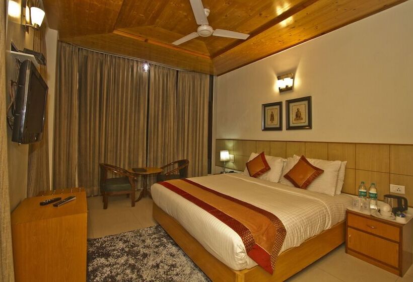 اتاق لوکس, Broadways Inn