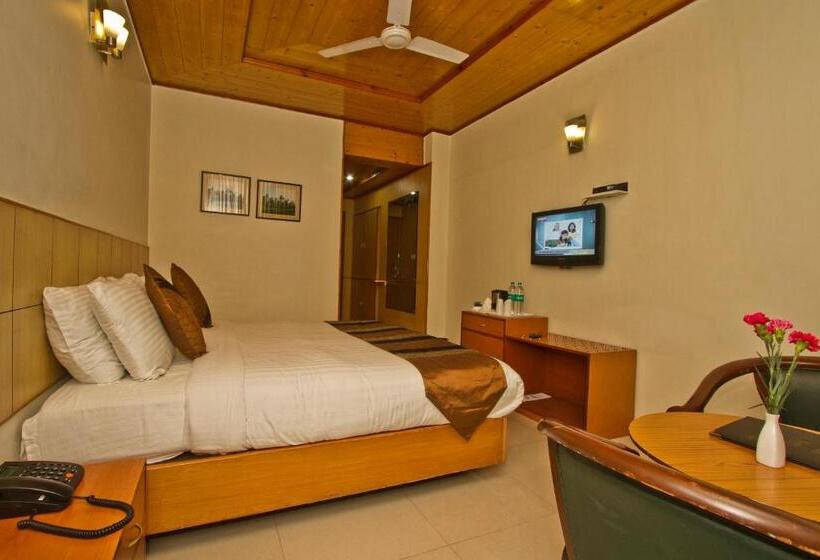 اتاق لوکس با تخت بزرگ, Broadways Inn