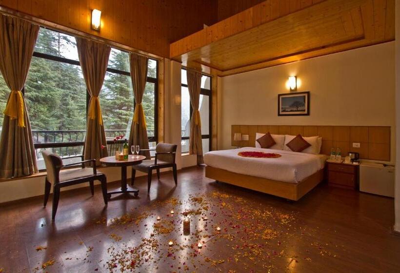 سوئیت با بالکن, Broadways Inn