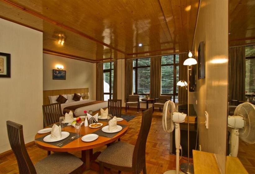 سوئیت با بالکن, Broadways Inn