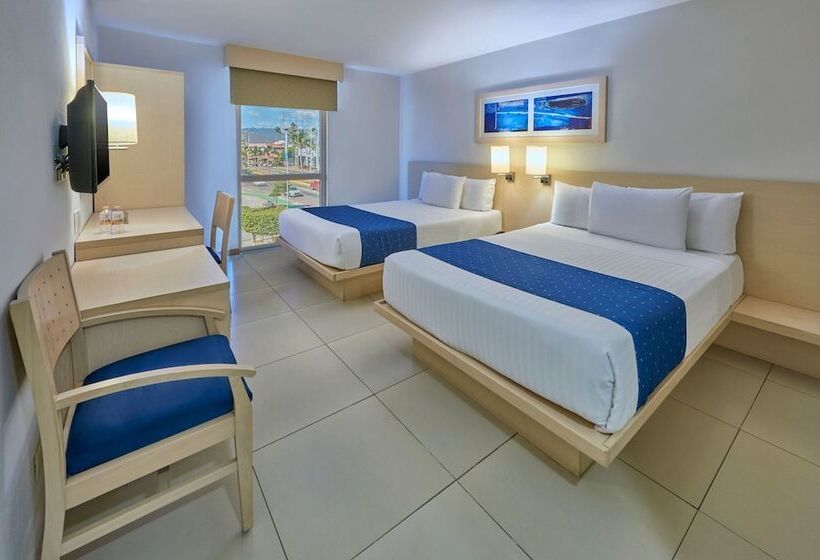 חדר סטנדרט שתי מיטות זוגיות, City Express By Marriott Manzanillo