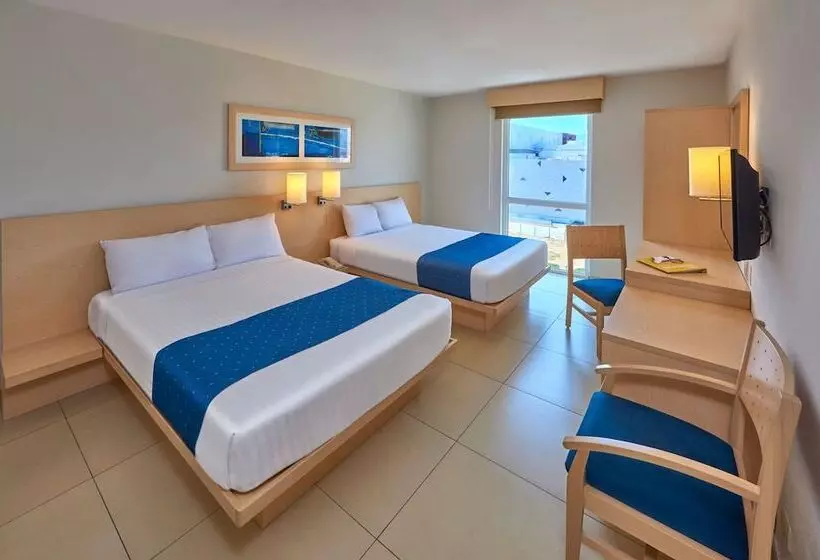 ２ダブルベッドのスタンダードルーム, City Express By Marriott Manzanillo
